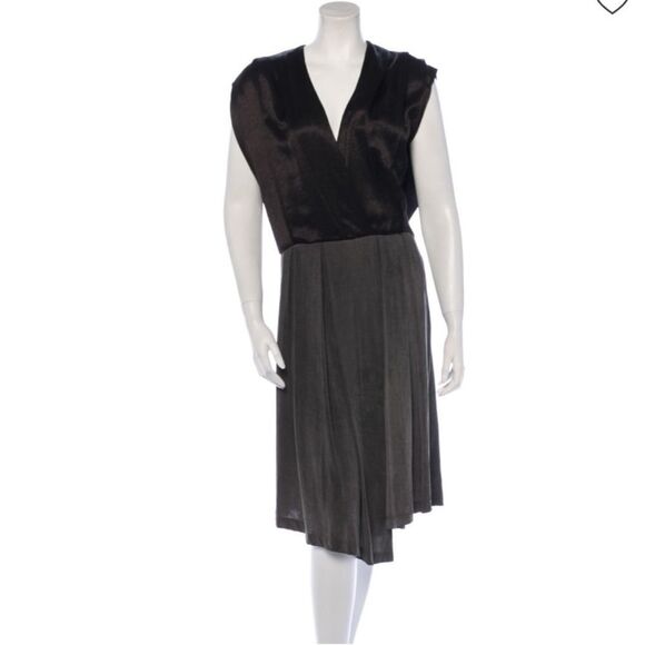 VPL Dresses & Skirts - VPL Grey and black midi A-line dress